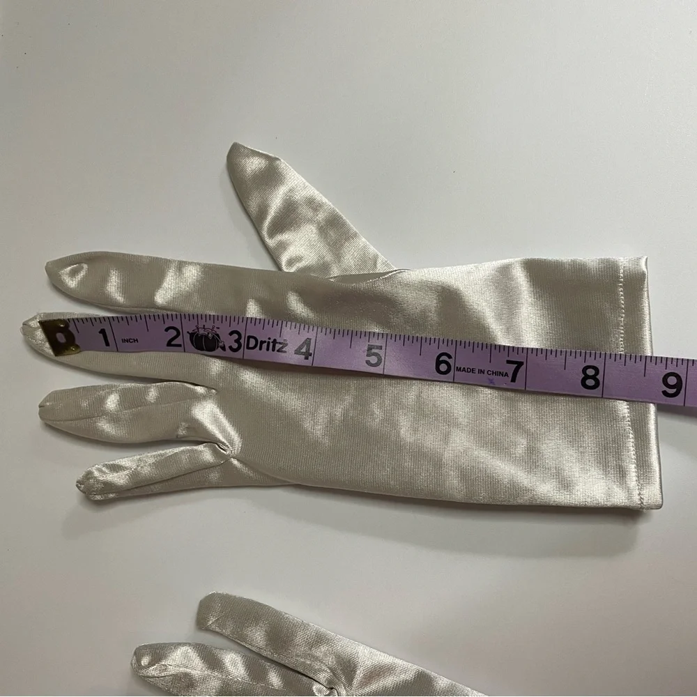 White Sleeves Satin Gloves Off white Women'S Short Satin Bridal Gloves Wrist